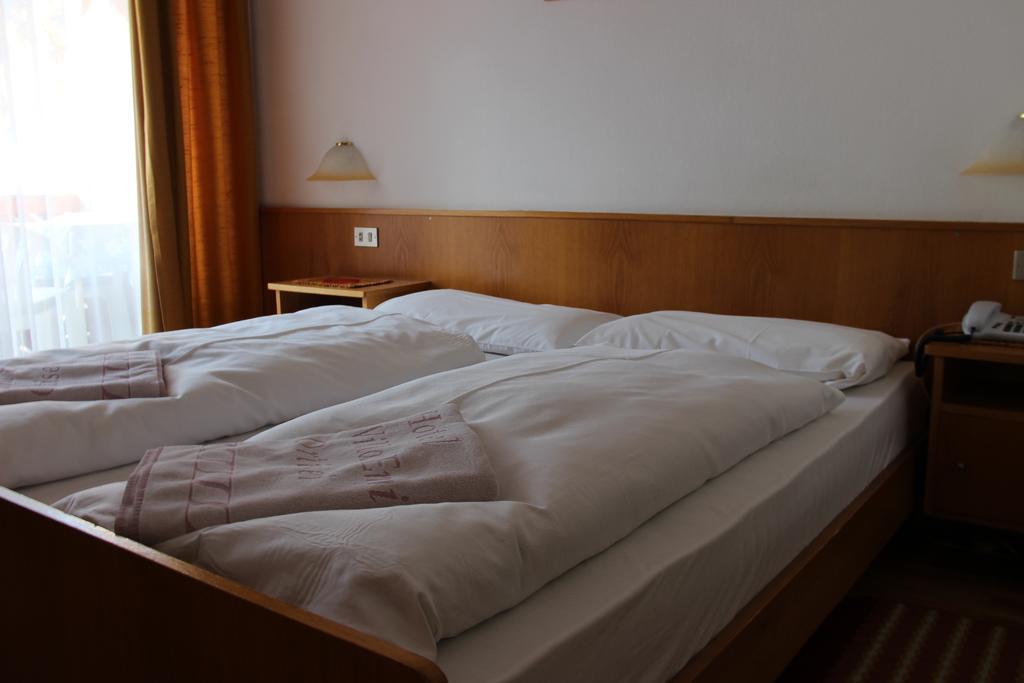 Hotel Villa Emilia Ортизей Екстериор снимка