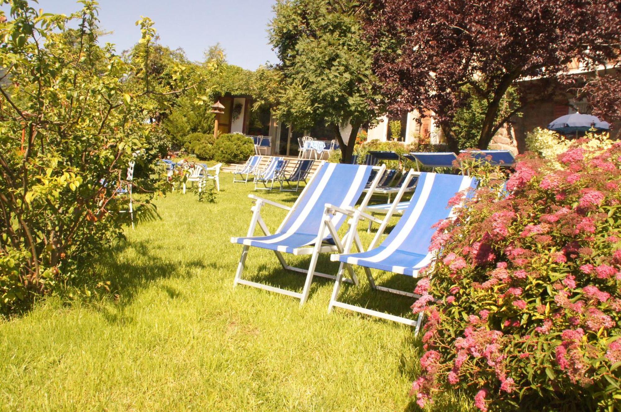 Hotel Villa Emilia Ортизей Екстериор снимка