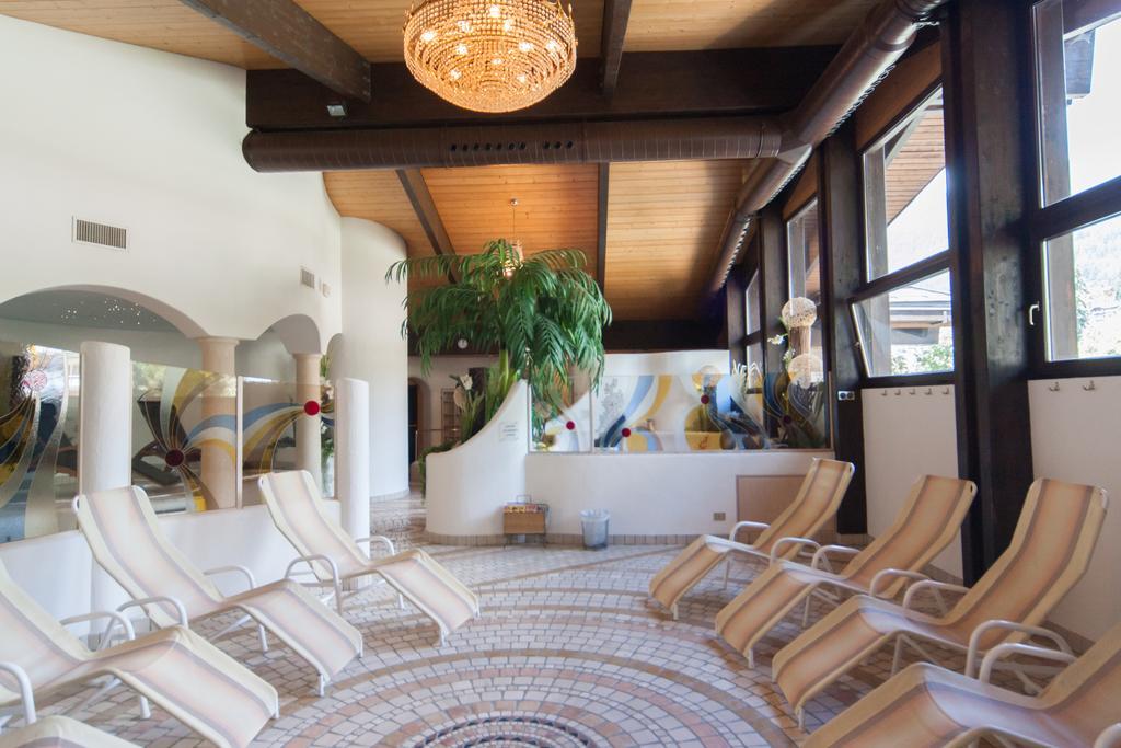 Hotel Villa Emilia Ортизей Екстериор снимка